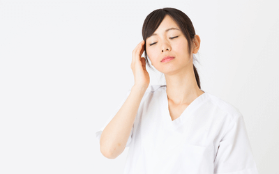 看護師の負担が大きく、決して楽な仕事ではない