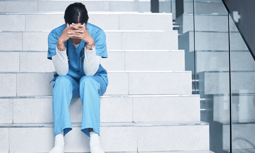 様々な感情が交差する診療科であるがゆえに精神的負担も大きい