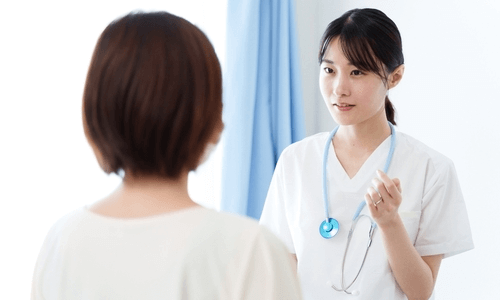 検査の説明や検査後の観察