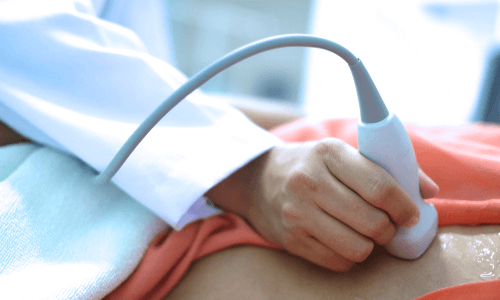 患者への検査や処置の実施・介助